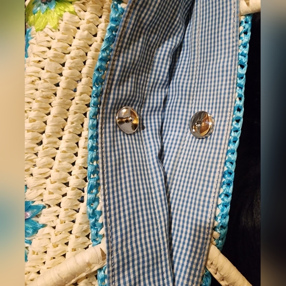 Summer Boho Straw Beach Bag Crocheted Tote With Embroidered Flowers - Picture 10 of 13